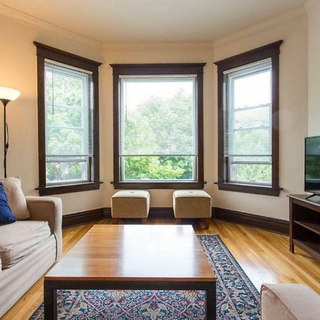 Wrigley Oasis! Steps From The Field! - 3Bd 1Ba Chicago Exterior foto