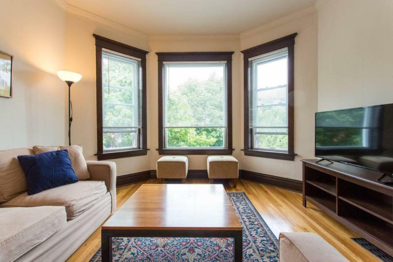 Wrigley Oasis! Steps From The Field! - 3Bd 1Ba Chicago Exterior foto